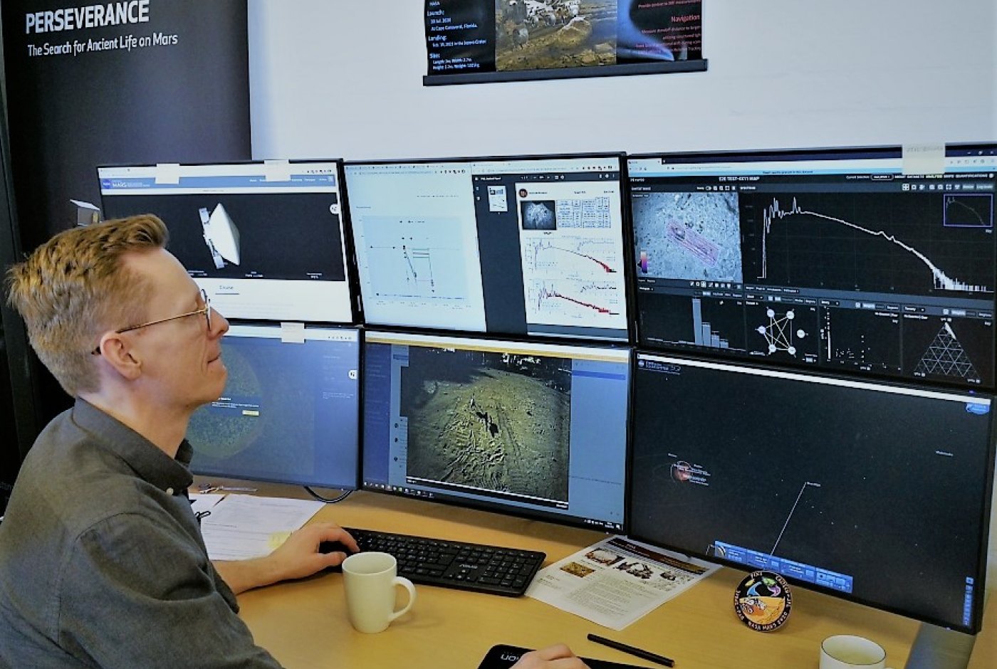 David Arge Klevang Pedersens komtrolpult på DTU Space