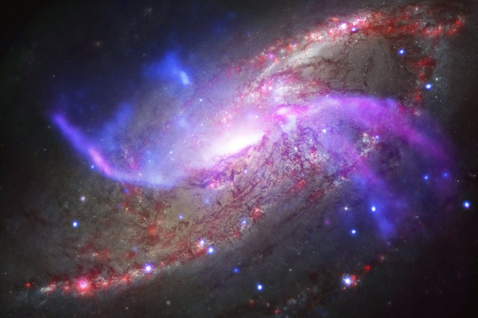 Galactic fireworks display in NGC 4258