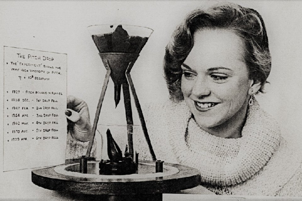 the pitch drop experiment