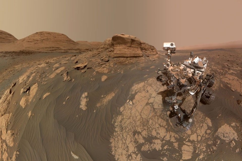 Curiosity’s Selfie at Mont Mercou